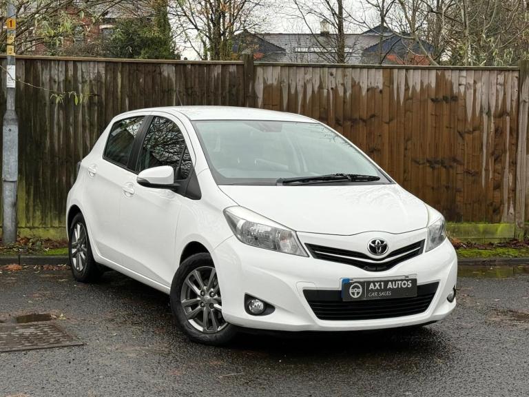 2014 Toyota Yaris 1.33 Dual VVT-i Icon Plus Multidrive S Euro 5 5dr HATCHBACK Petrol Automatic