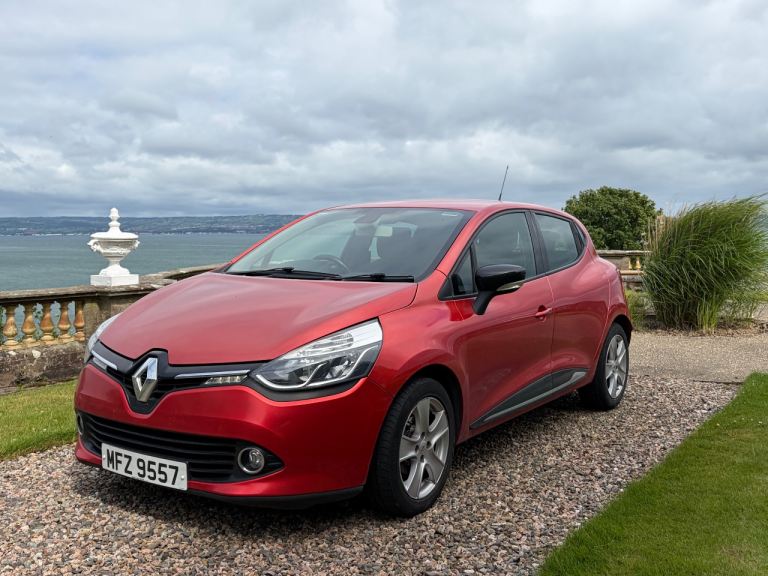 2013 Renault Clio 1.2 Dynamique Nav **Low Miles & Ideal First Car**