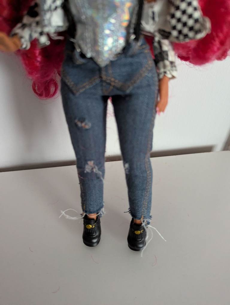 Lol doll 