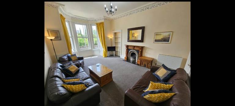 4 bedroom HMO student/family rent flat in Newington