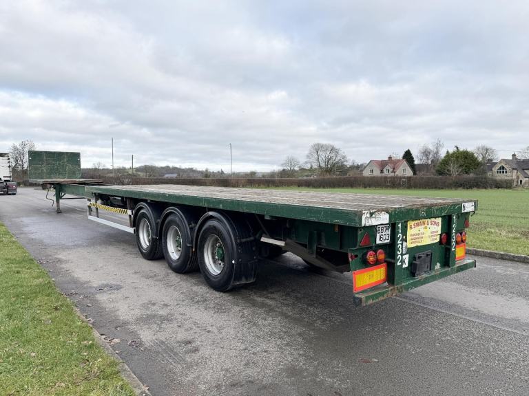 DENNISON FLAT TRAILER