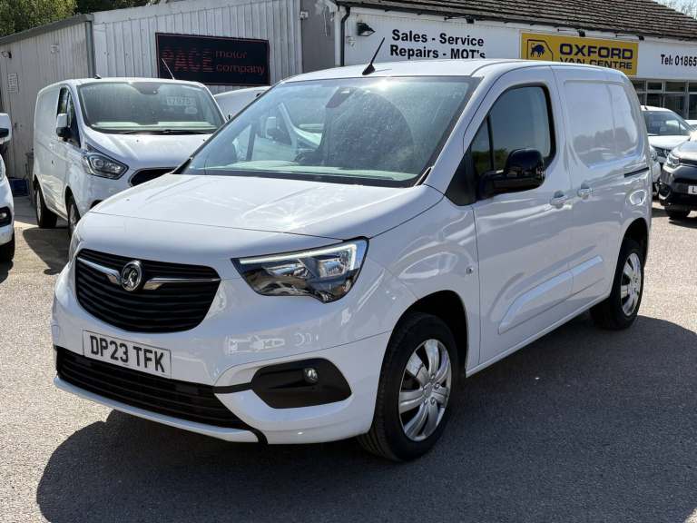 2023 Vauxhall Combo 2300 1.5 Turbo D 100ps H1 Pro Van PANEL VAN DIESEL Manual