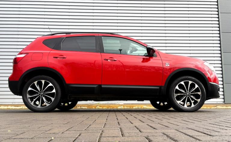 2013 Nissan Qashqai 1.6 [117] PETROL 360 5DR GREAT SPEC MPV SAT NAV PHONE PREP ETC !!! HATCHBACK ...