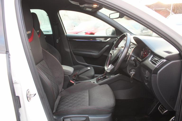 2018 Skoda Octavia 2.0 TSI vRS 5dr DSG HATCHBACK PETROL Automatic