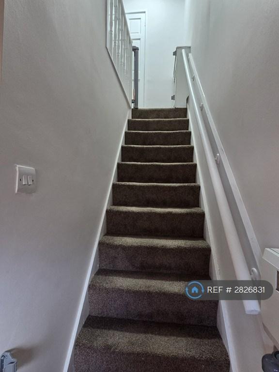 3 bedroom house in Dufton Road, Quinton, Birmingham, B32 (3 bed) (#2826831)