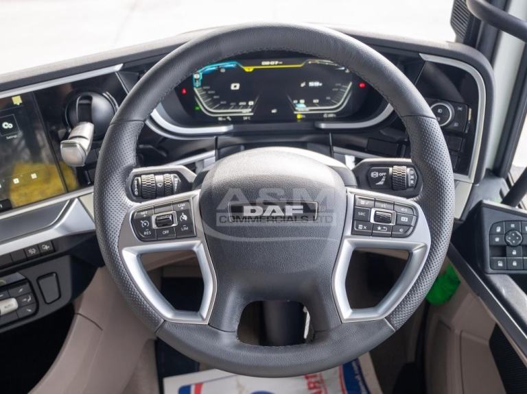 2025 DAF XG 530 6X2 26T CHASSIS CAB