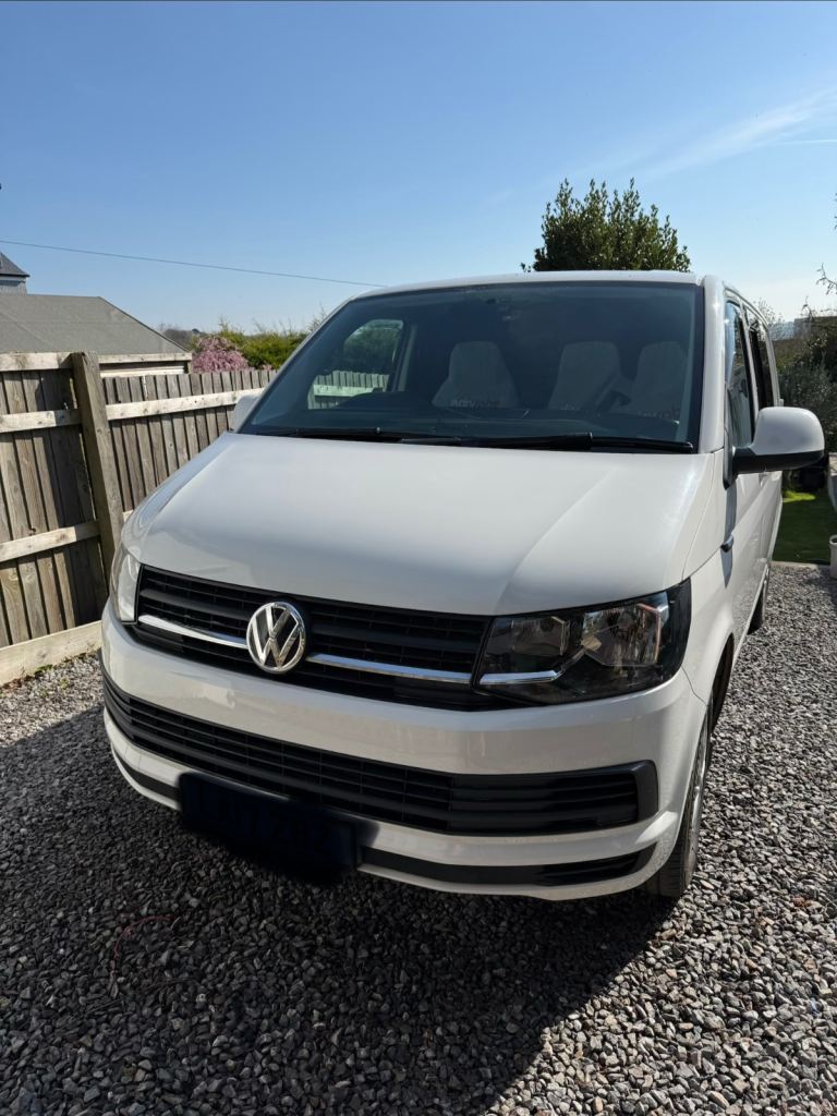 VW Transporter T6 Camper / Day Van – 2017 – 102 TDI – Professionally Converted – Diesel Heater 