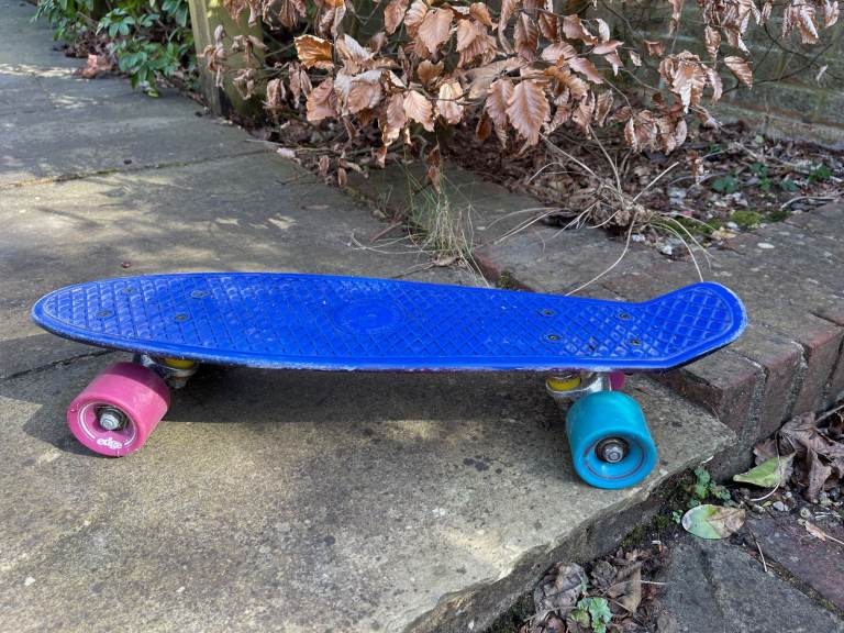 Galaxy Penny Board, Skateboard
