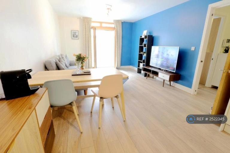 2 bedroom flat in Upper Marshall Street, Birmingham, B1 (2 bed) (#2522345)