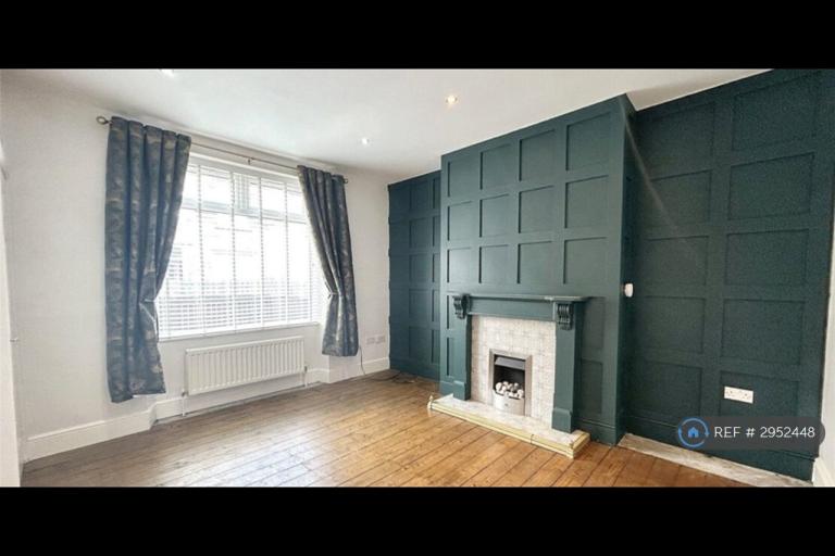 2 bedroom house in Henley Gardens, Consett, DH8 (2 bed) (#2952448)