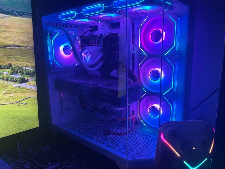 high end gaming pc used, rx 9070xt 16gb , i9-12900kf, 32gb ram, 1tb ssd