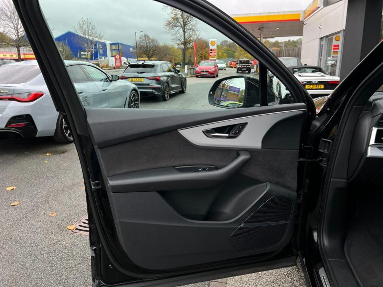 2024 Audi Q7 3.0 TFSI V6 55 Black Edition SUV 5dr Petrol Tiptronic quattro Euro 6 (s/s)  ESTATE P...