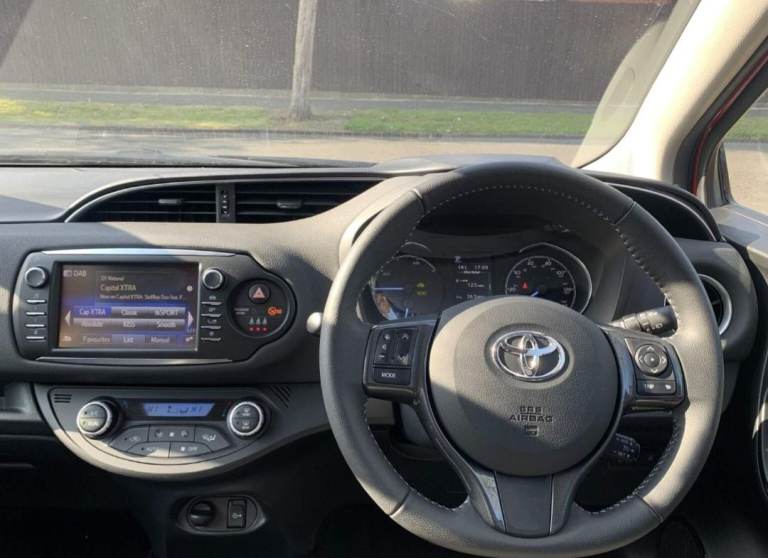 ⭐⭐ LOW MILEAGE - VIRTUALLY NEW- CHEAP TAX-  ULEZ COMPLIANT ⭐⭐