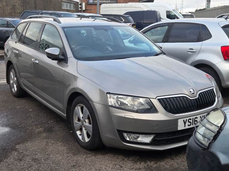 Skoda, OCTAVIA, Estate, 2016, Semi-Auto, 1968 (cc), 5 doors