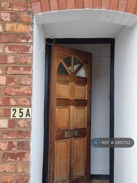 2 bedroom flat in Whitfield Lane, Wirral, CH60 (2 bed) (#2815753)