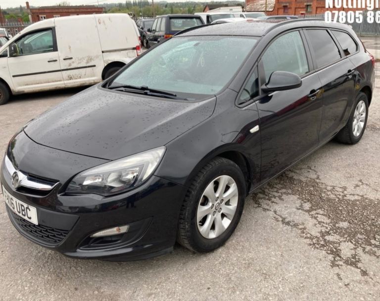 🚗 2016 Vauxhall Astra Design Auto Estate – Automatic – £3409