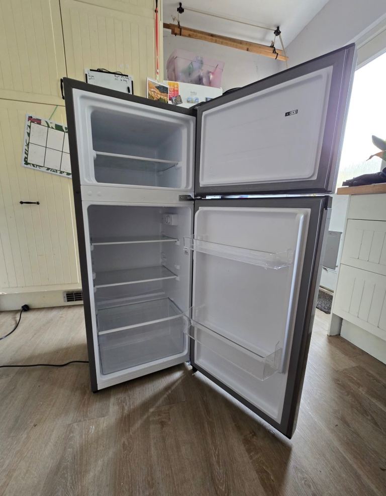 Fridge Freezer for Sale (collection only) 
