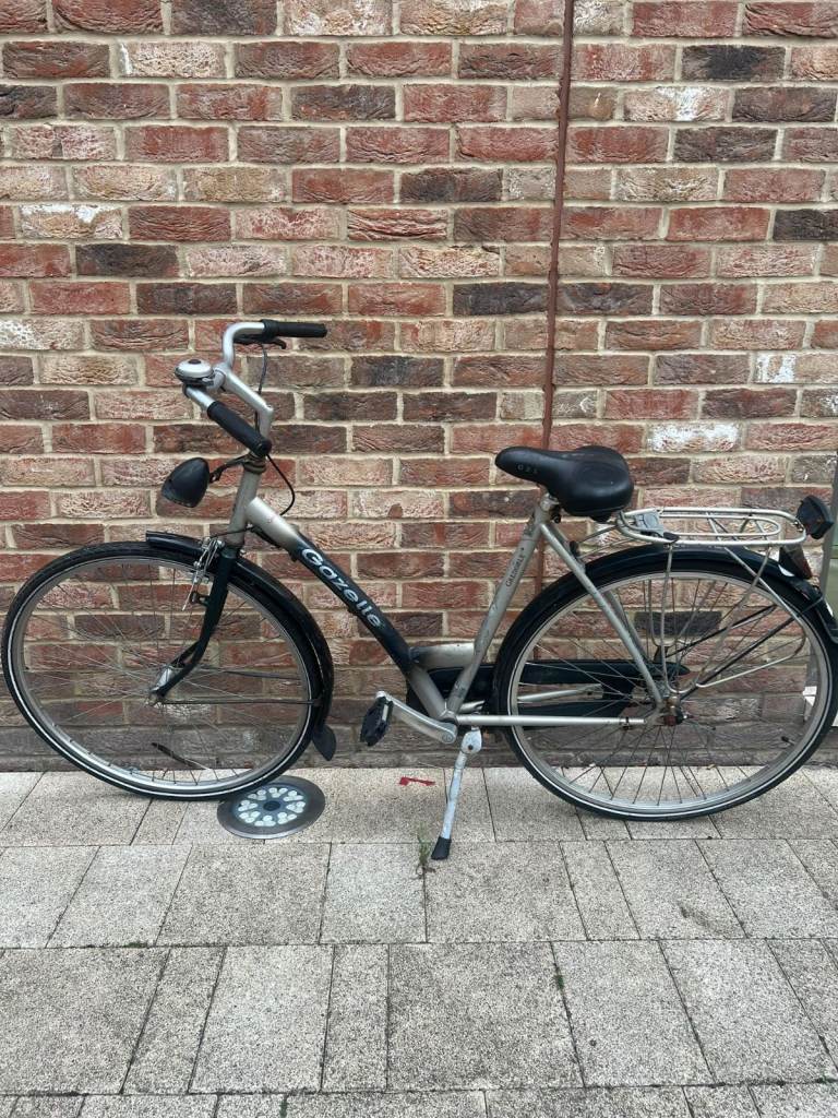 Gazelle City Bike – Silver/Black