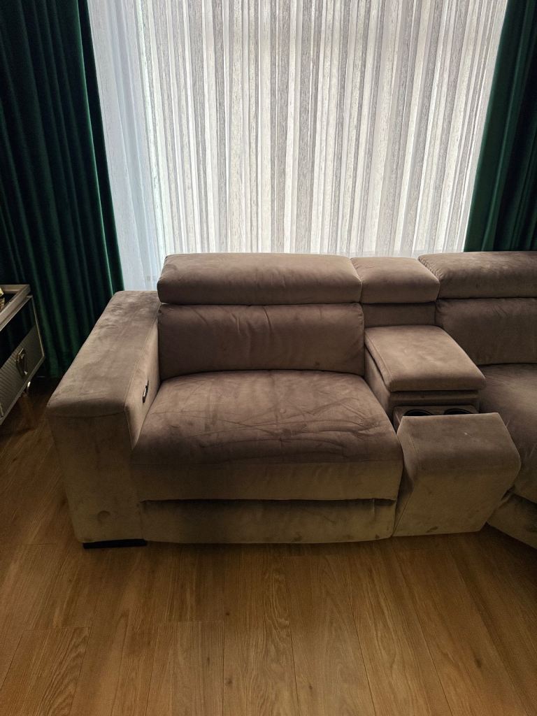 DFS Wander Sofa Bed – Corner, Recliner, Console + Armchair – Like New
