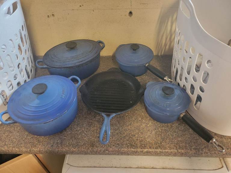 5 piece le creuset set