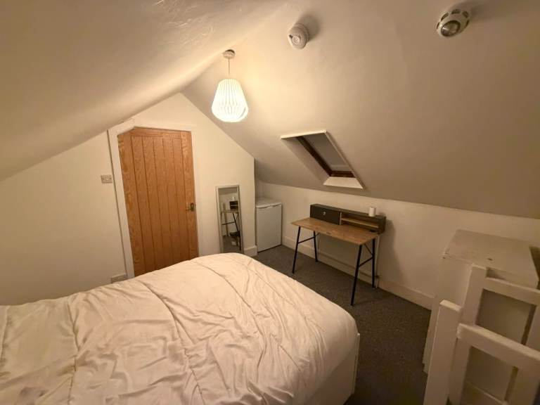 BENEFITS ACCEPTED - Studio Flat Available in Holloway Islington N7