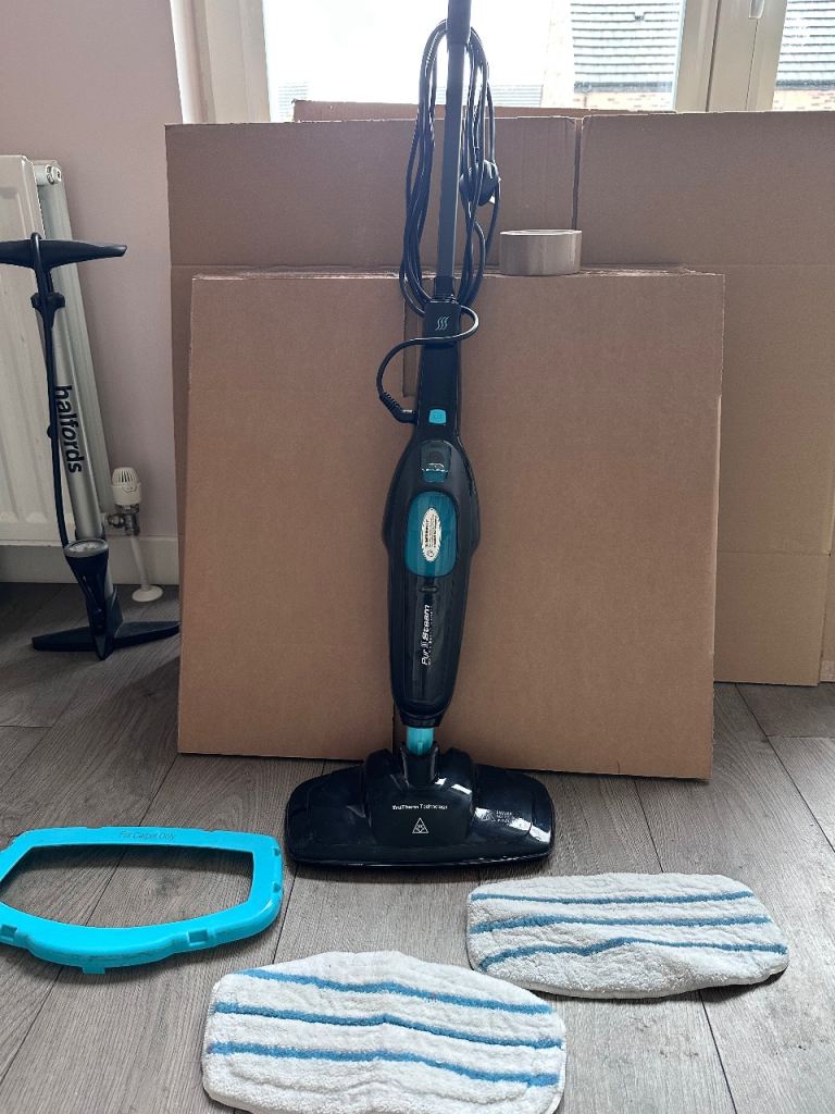 Pur Steam Floor Steamer - Good Condition with Pads