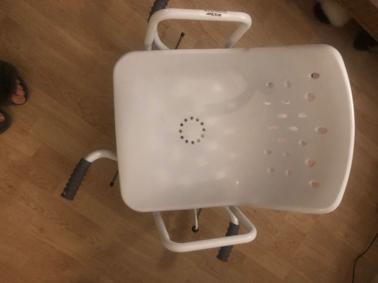 Swivel disability bath chair 