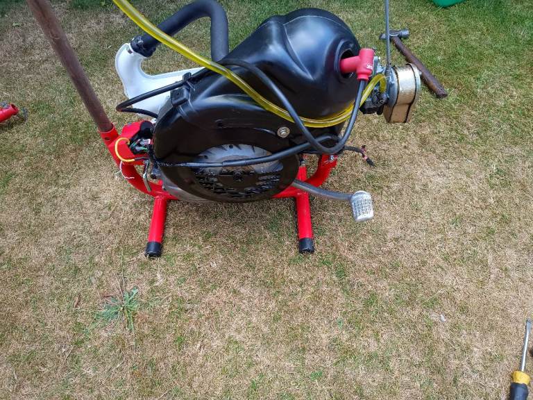 Vespa 125 v range engine 