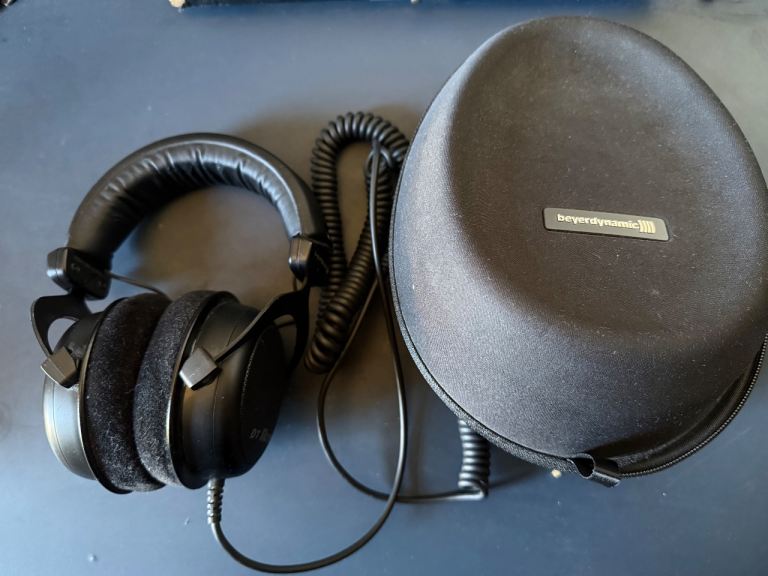 DT 880 Pro Beyerdynamic Studio Headphones