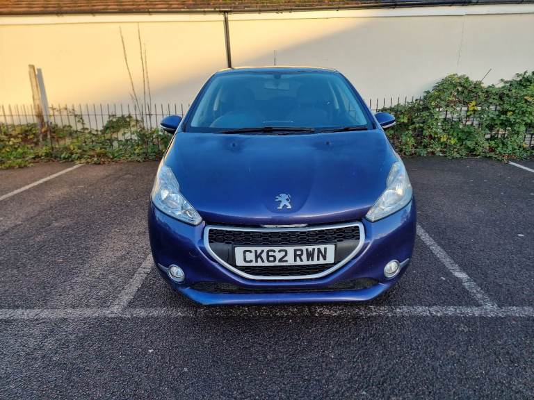 Peugeot, 208, Hatchback, 2012, Manual, 1199 (cc), 3 doors