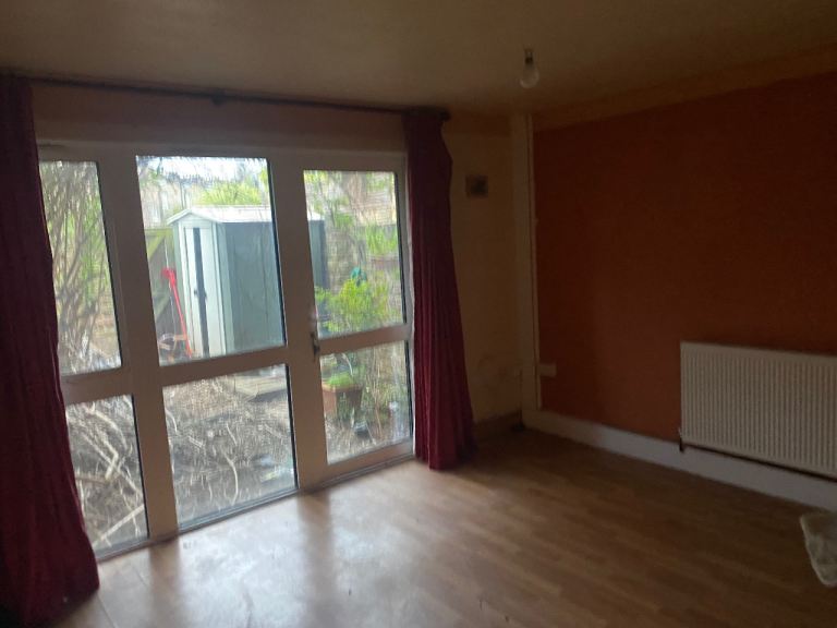 Brixton 2.5 Bed Flat – Half Rent 3 Months, No Deposit, Bills Included
