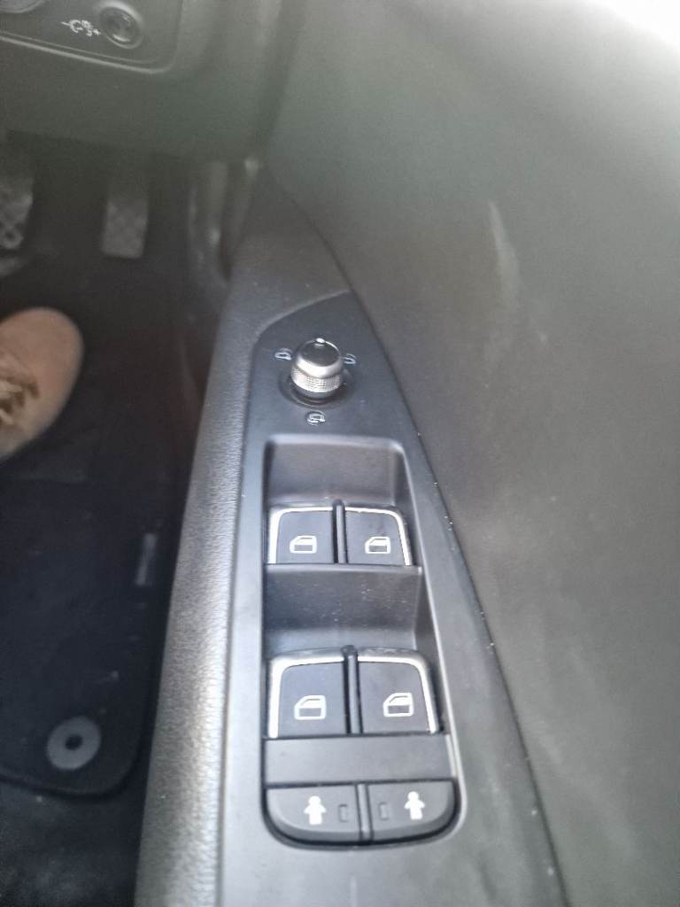 Audi A7 S line (2012) 3.0 TDI V6 S line Sportback 5dr Diesel S Tronic quattro Euro 5 (s/s) (204 ps)