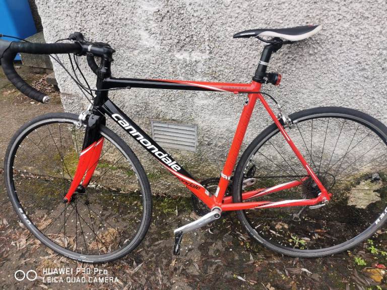 CANNONDALE CAAD 8 ROAD BIKE 