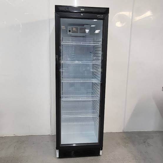 Commercial single door used tefcold fridge like new cafe shop restaurant Dispay 