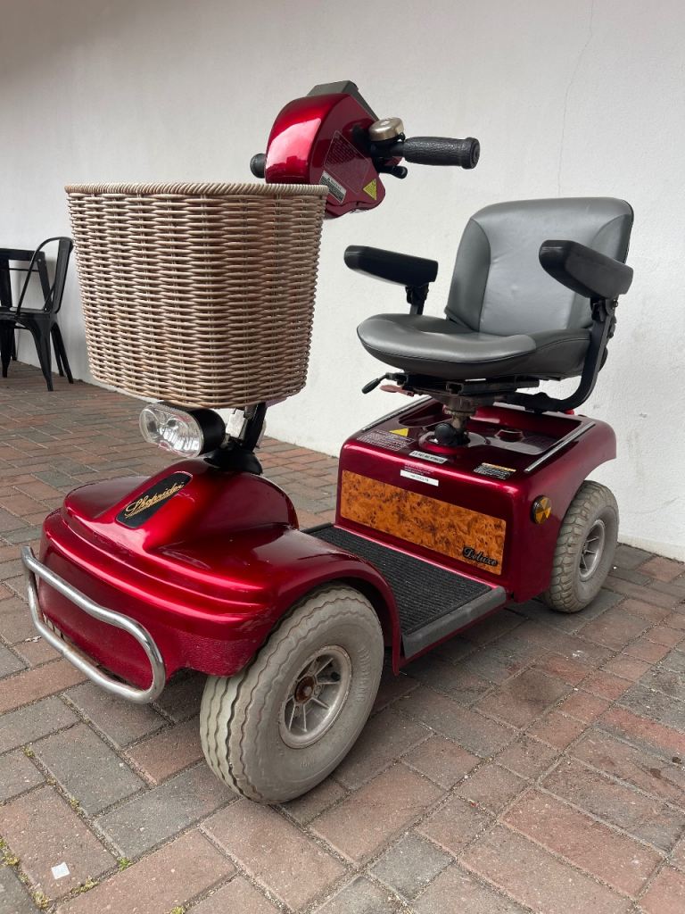 Shoprider Deluxe Heavy Duty Pavement Mobility Scooter FULLY SERVICED TESTED