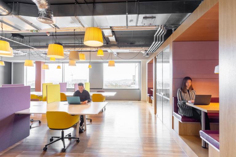 London - NW10 7FQ \ Office for Rent with Flexible Move-In Options (3 Workstations)