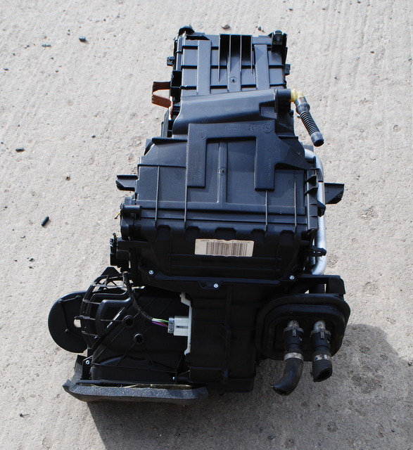 2013-2018 FORD TRANSIT CONNECT MK2 HEATER MATRIX BOX DV61-18478-DA