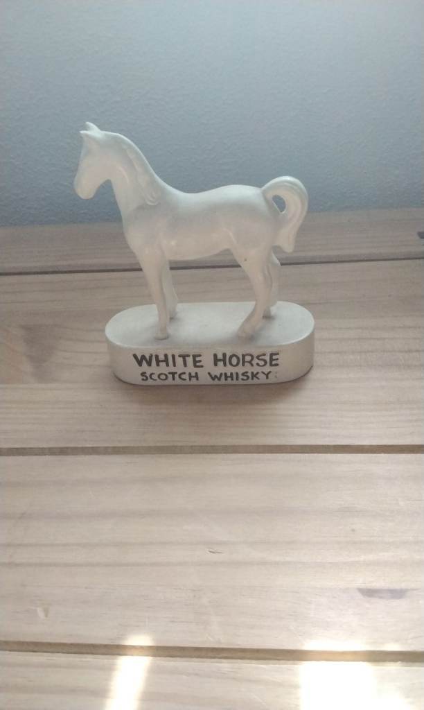 Vintage White Horse Scotch Whisky Pub Display Ornament