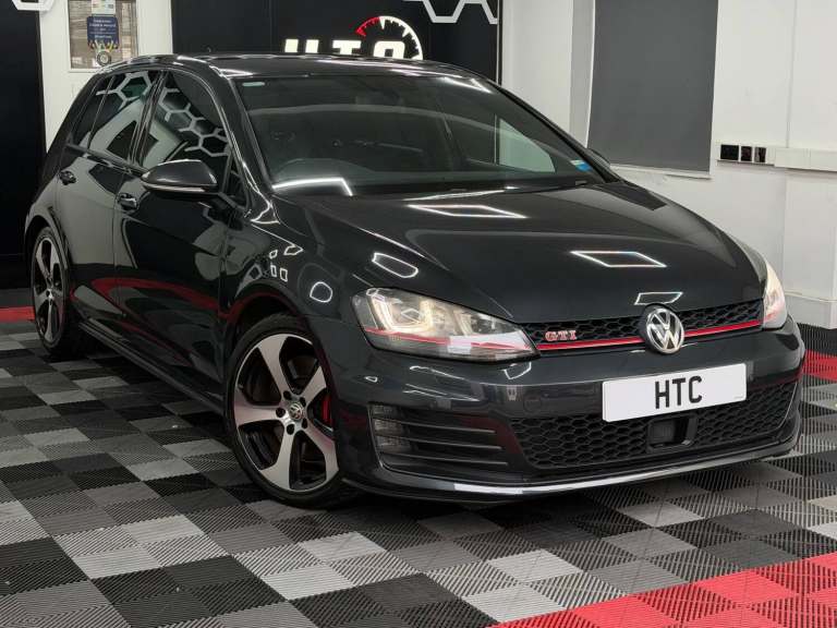 2016 Volkswagen Golf 2.0 TSI GTI 5dr [Performance Pack] HATCHBACK PETROL Manual