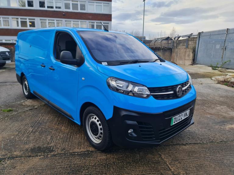 2022 Vauxhall Vivaro 3100 100kW Dynamic 75kWh H1 Van Auto PANEL VAN Electric Automatic