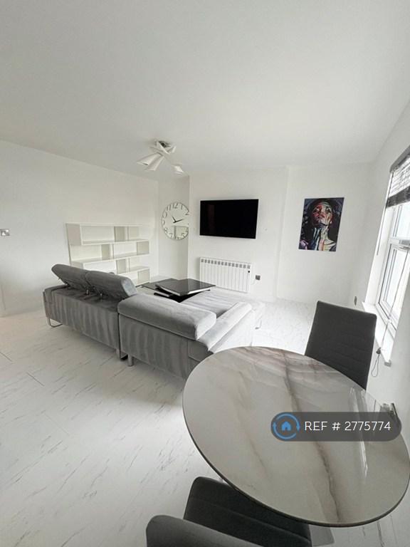 1 bedroom flat in St. Mildreds Road, Ramsgate, CT11 (1 bed) (#2775774)