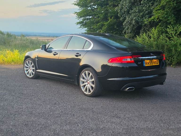 2009 Jaguar XF Premium Luxury