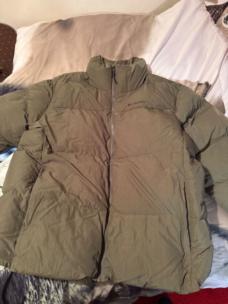 2 Columbia puffect jackets 2XL brand new