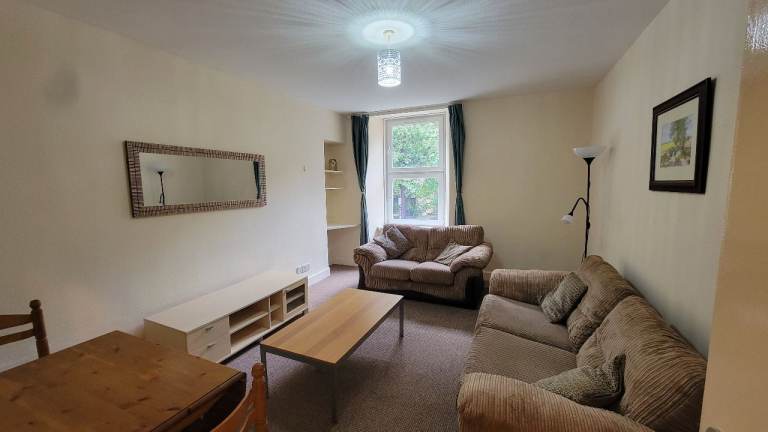2 Bedroom Flat West End Dundee