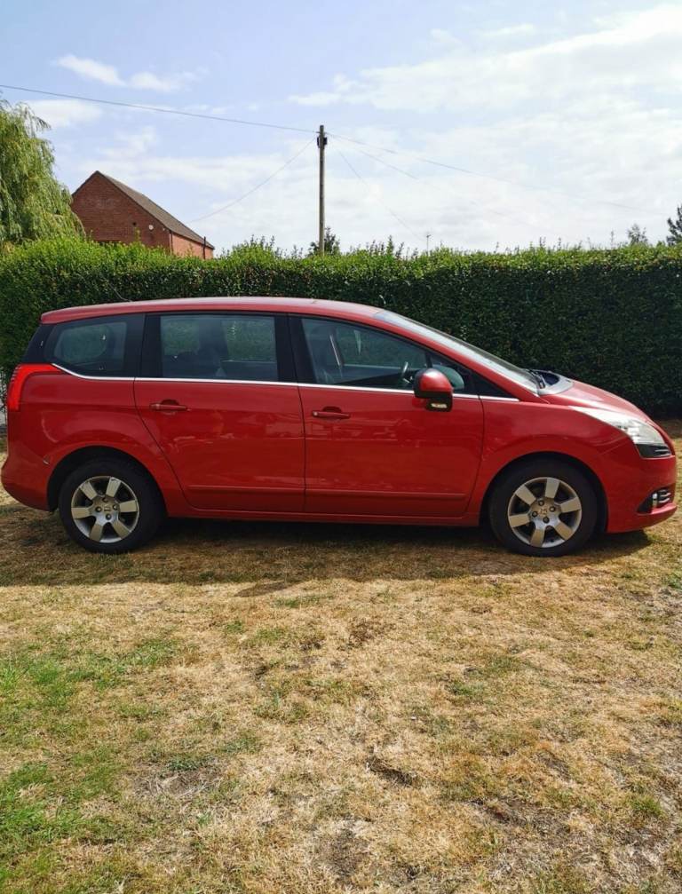 Peugeot, 5008, MPV, 2010, Manual, 1560 (cc), 5 doors