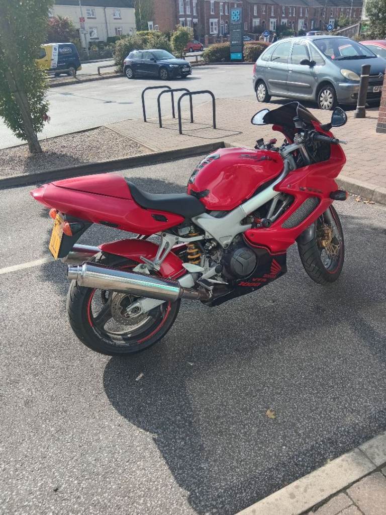 Honda, VTR, 1998, 996 (cc)