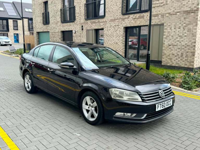 Volkswagen, PASSAT, Saloon, 2011, Manual, 1598 (cc), 4 doors