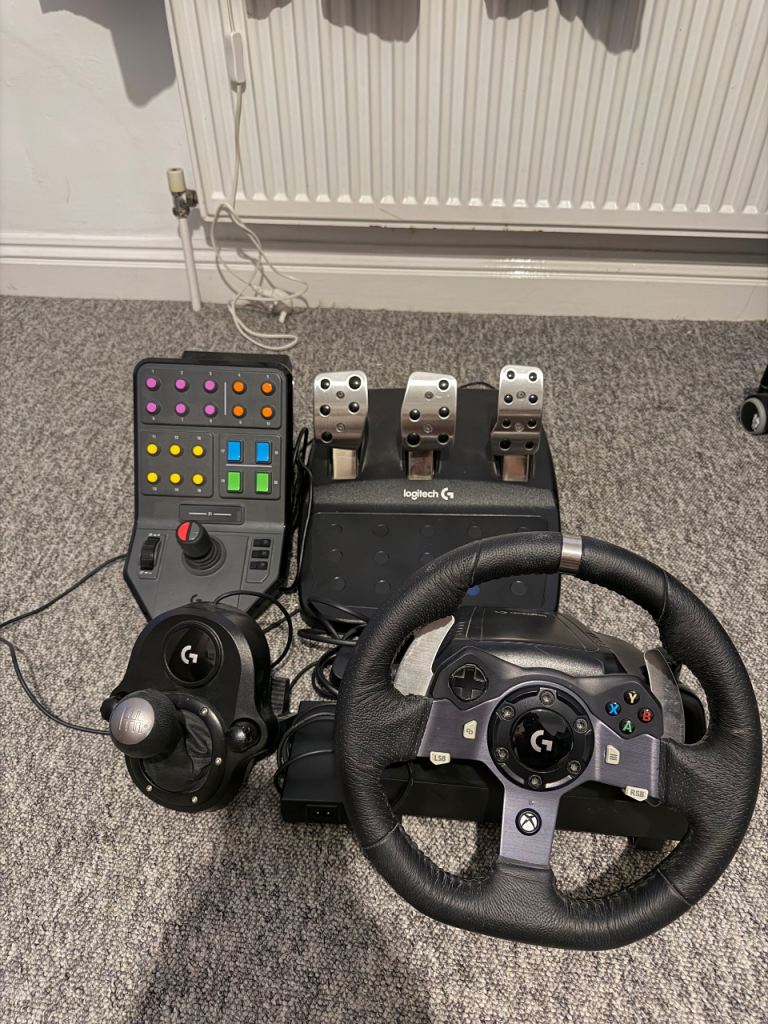Logitech G29 Driving Force Racing Wheel, Pedals, Shifter & Farm Sim Controller
