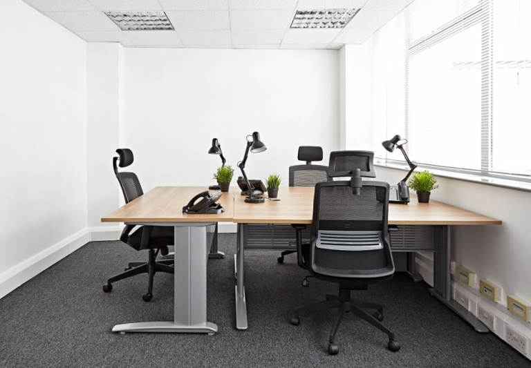 3 to 254 Person Private Office Suites to rent in *Liverpool Street*, Central London EC2