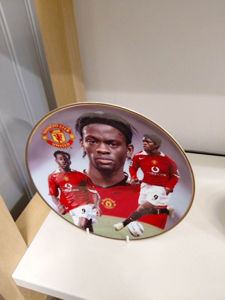 Manchester united plates